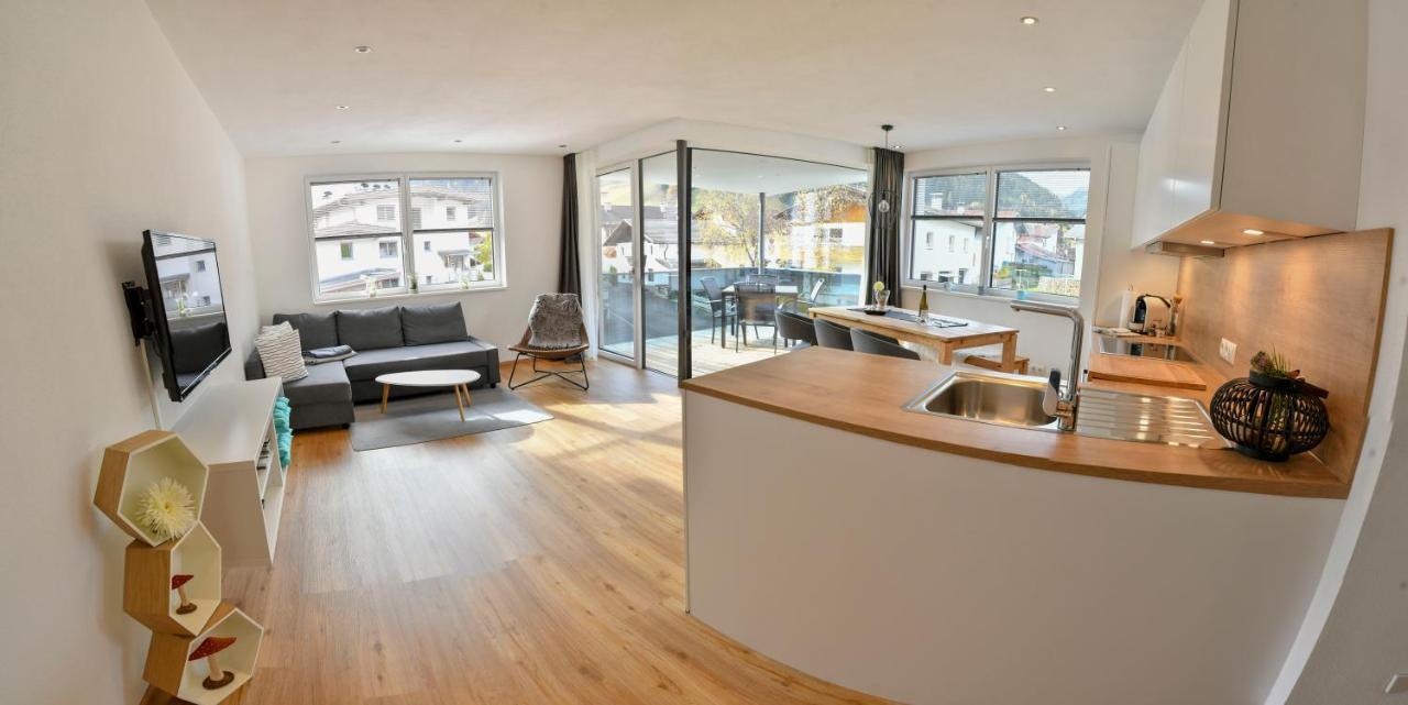 Veranda Appartement Bergblick Gries im Sellrain Bagian luar foto