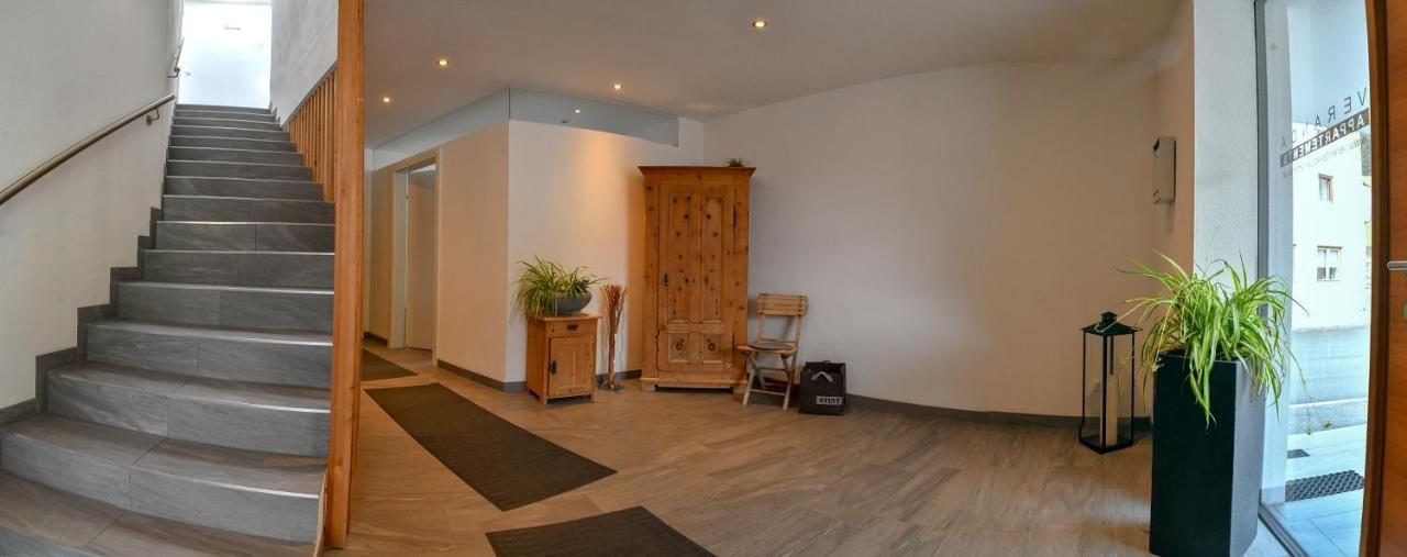 Veranda Appartement Bergblick Gries im Sellrain Bagian luar foto